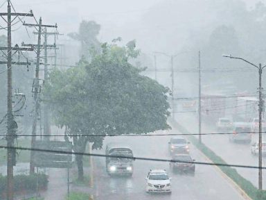 Anuncian ingreso de dos ondas tropicales a Honduras: ¿Qué día ingresarán?