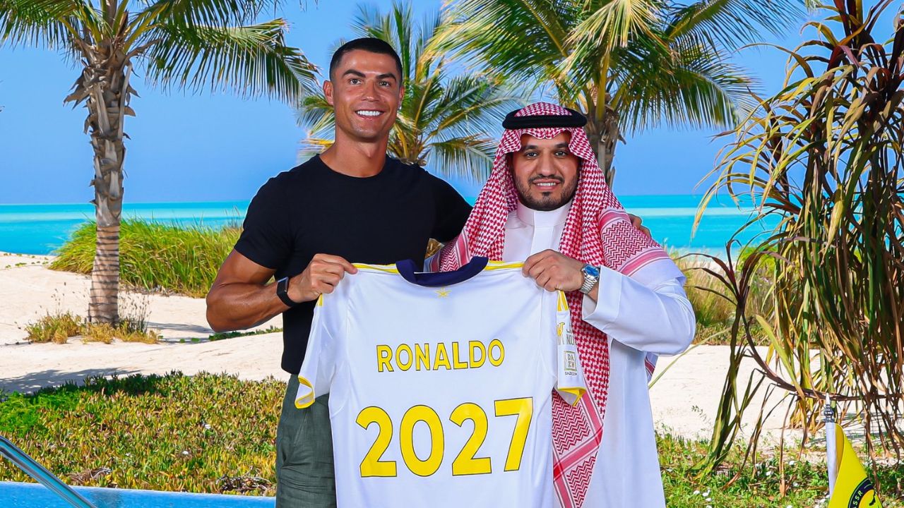 Cristiano Ronaldo renueva hasta 2027 con Al Nassr de Arabia Saudita