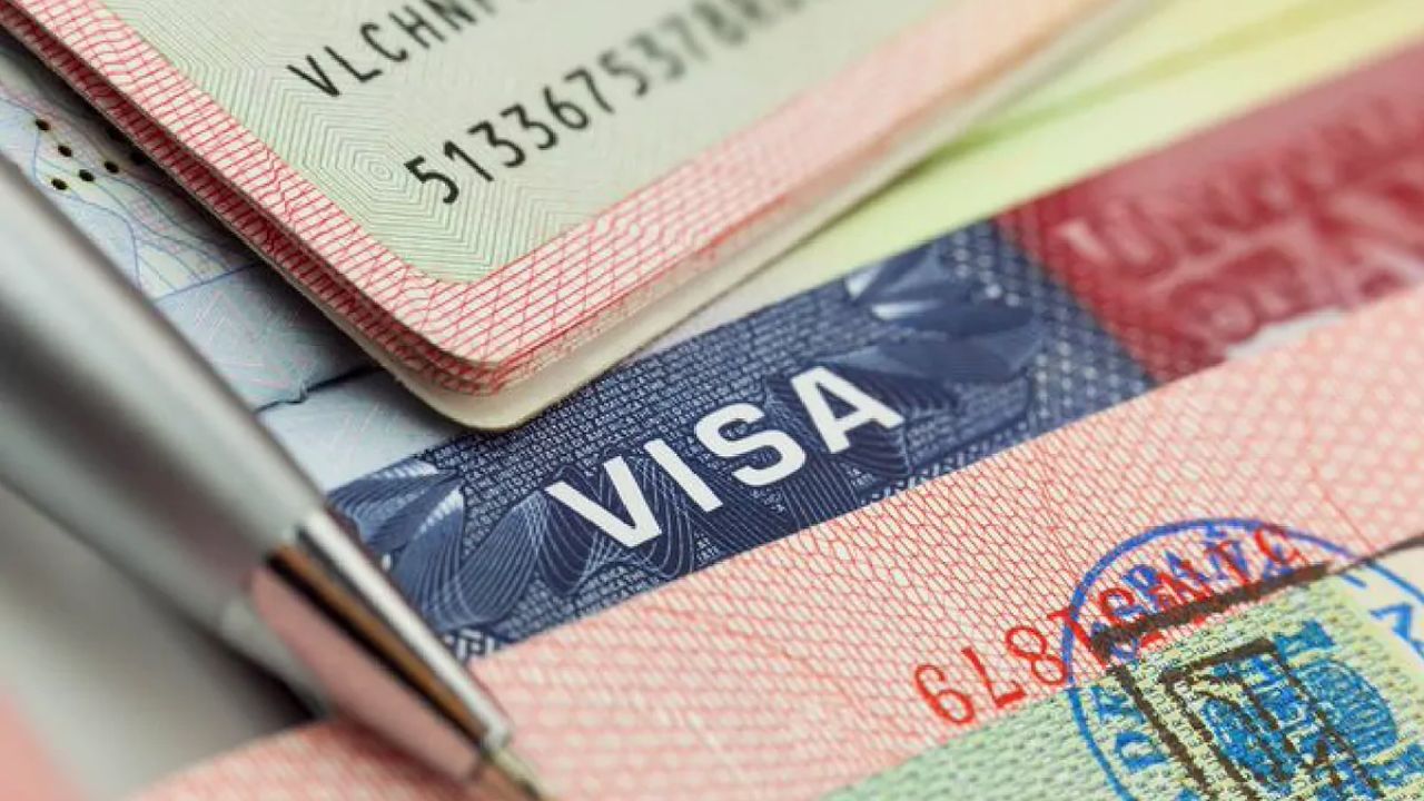 Estados Unidos impone restricciones de visa a familiares de ciertos grupos