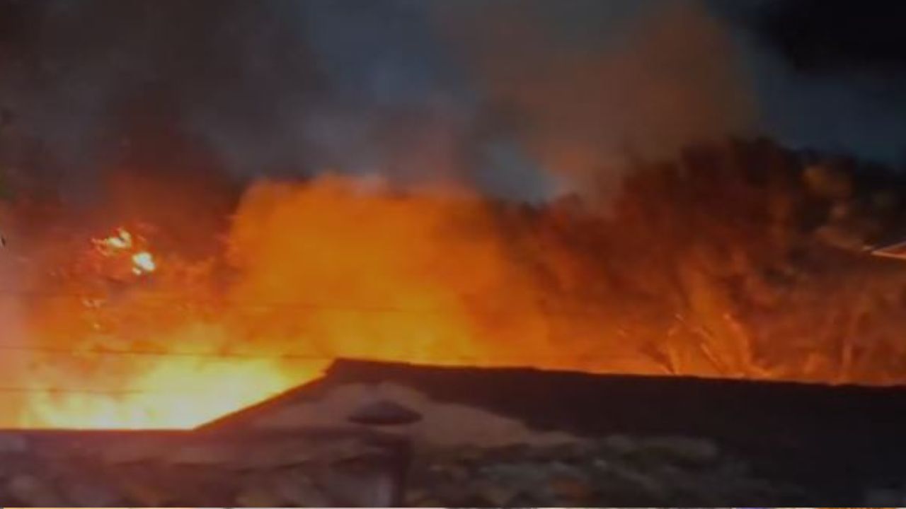 Imagen de VIDEO: Pavoroso incendió deja a 15 familias emprendedoras sin sus negocios en Lepaterique, FM
