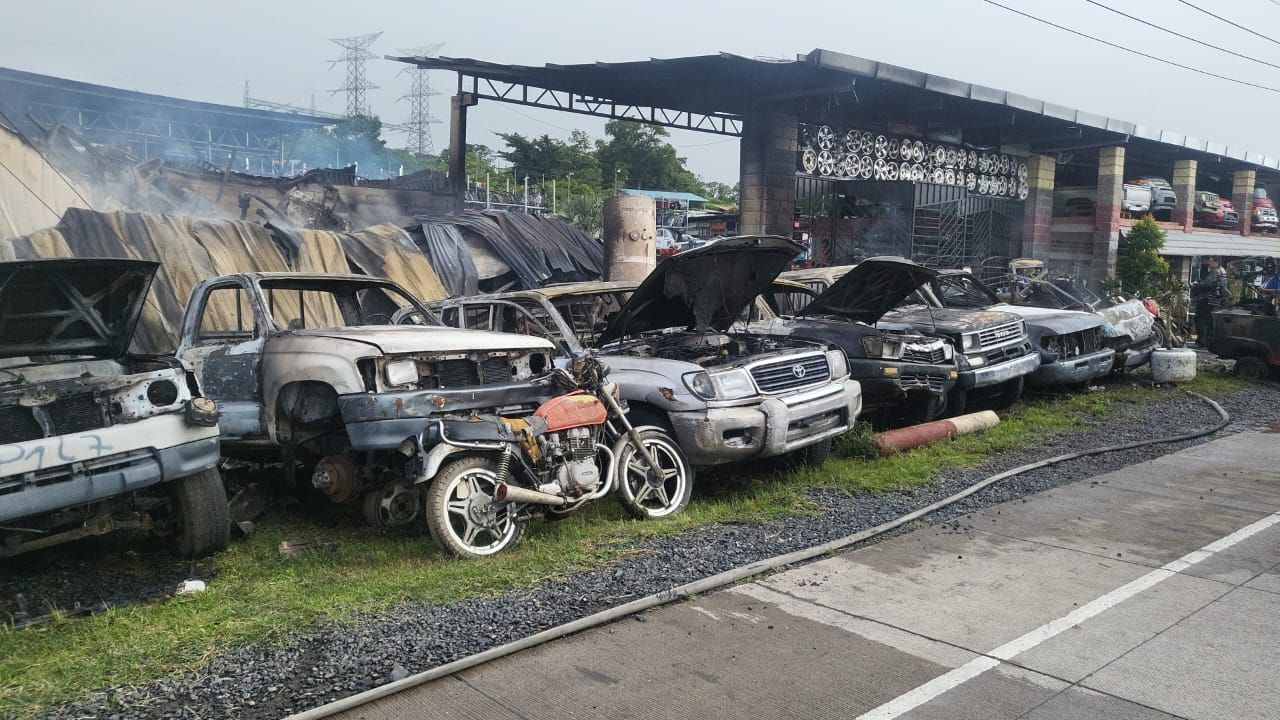 'Vengo de menos a más': propietario de yonker tras incendio en carretera al sur