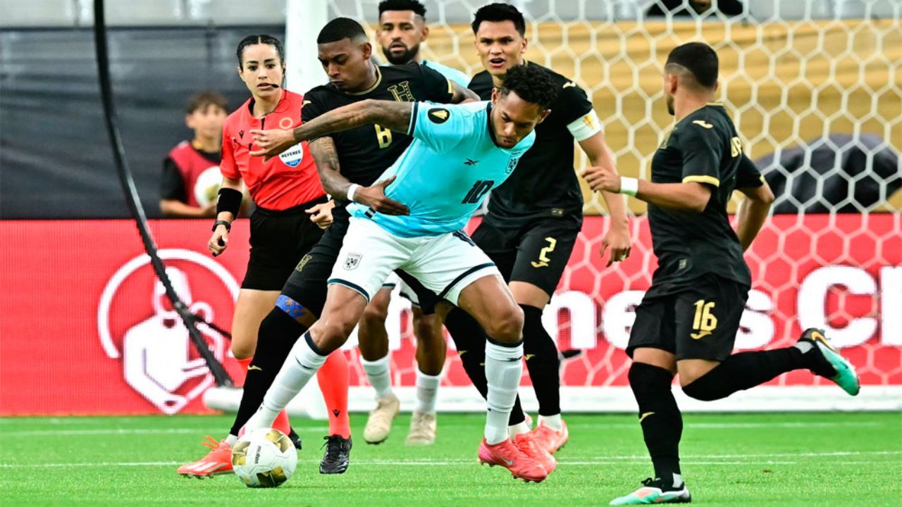 Katia Itzel García: ¿quién es la árbitra del partido Honduras vs. Panamá?