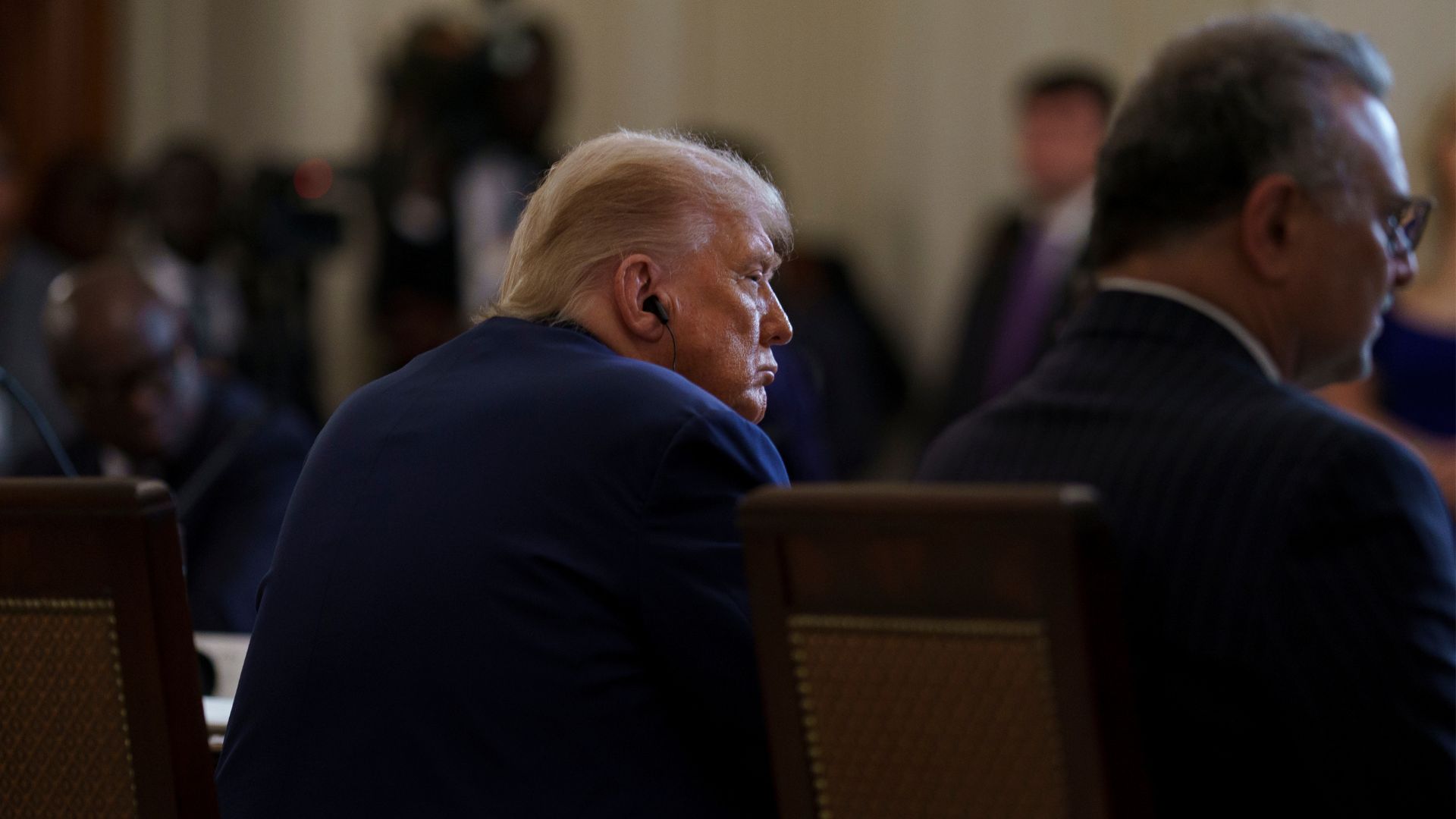 Juez bloquea la orden de Trump de eliminar la nacionalidad por nacimiento