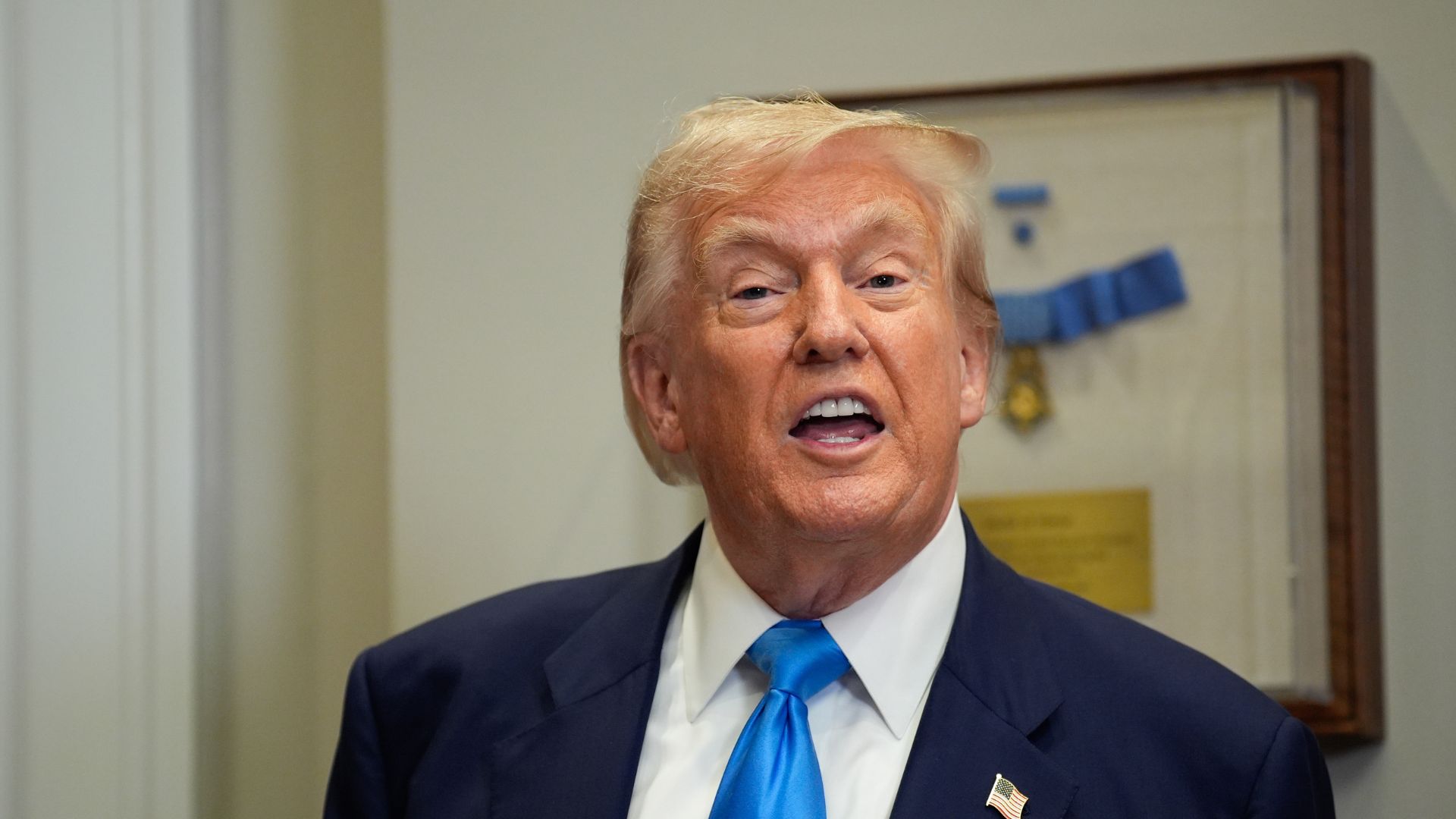 Trump pospone otros 90 días los aranceles a México tras hablar con Sheinbaum