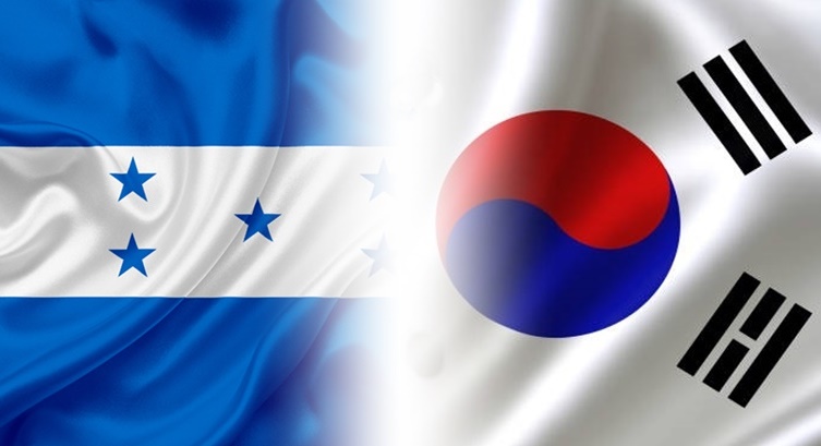 Banderas de Honduras y Corea del Sur