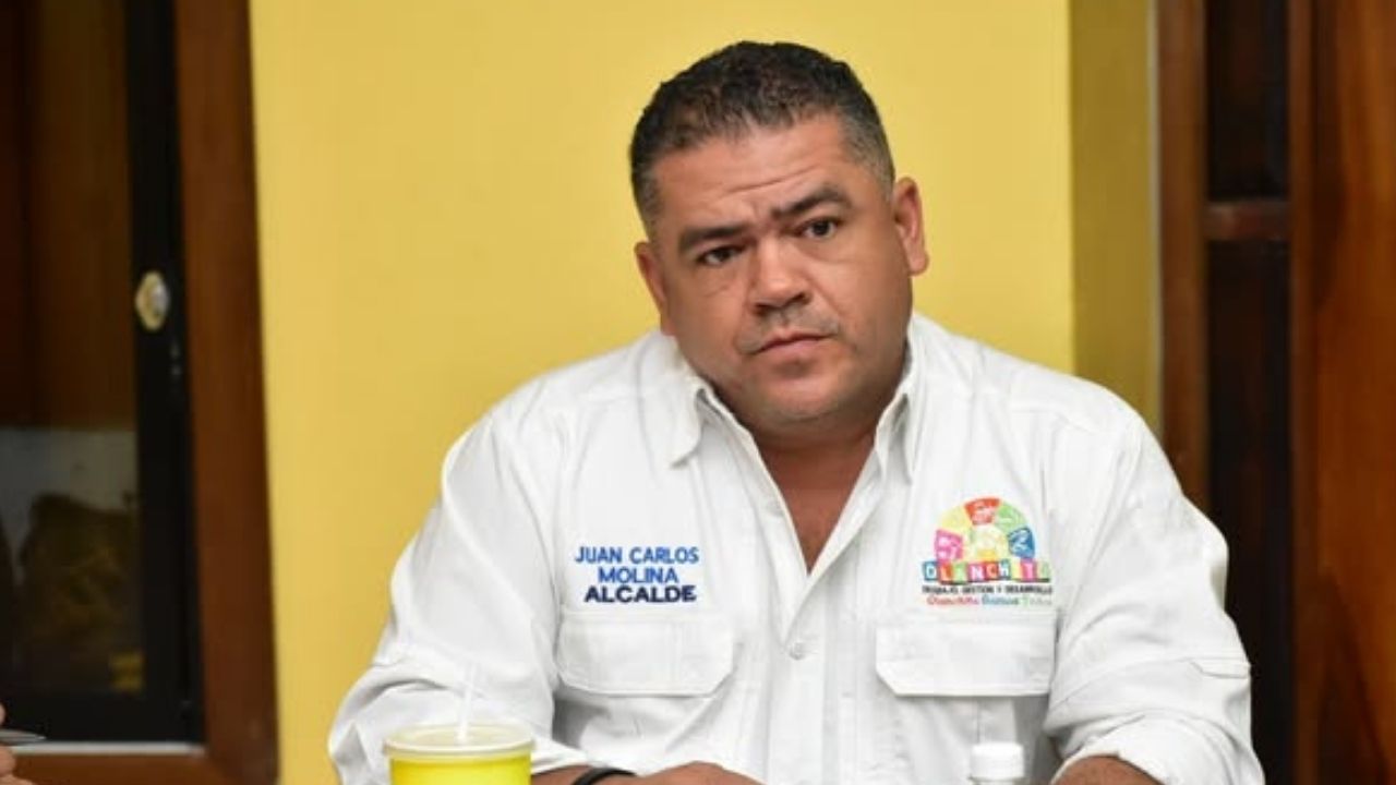 'Dispararon ocho veces': Atentan contra alcalde nacionalista y su familia en Olanchito