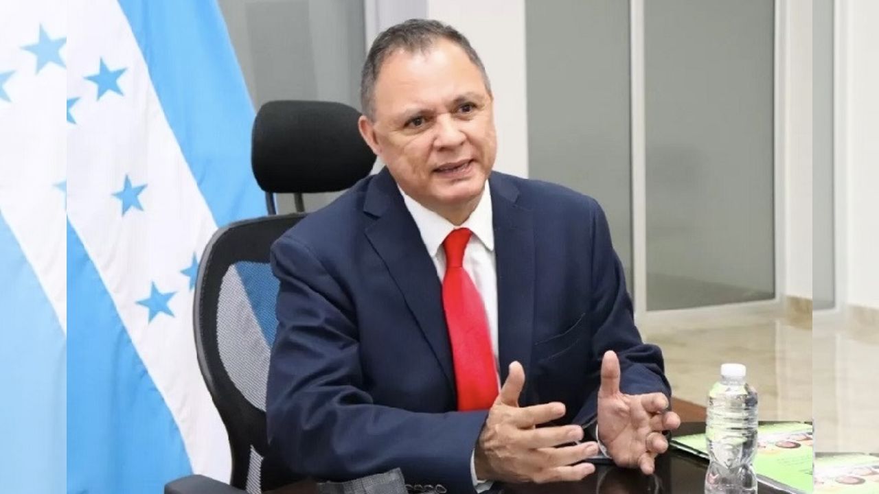 Antonio García renuncia como vicecanciller de Honduras por estos motivos