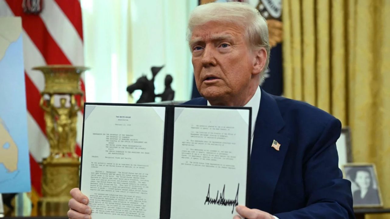 Imagen de Alto funcionario de Trump confía que la Corte Suprema ratificará altos aranceles