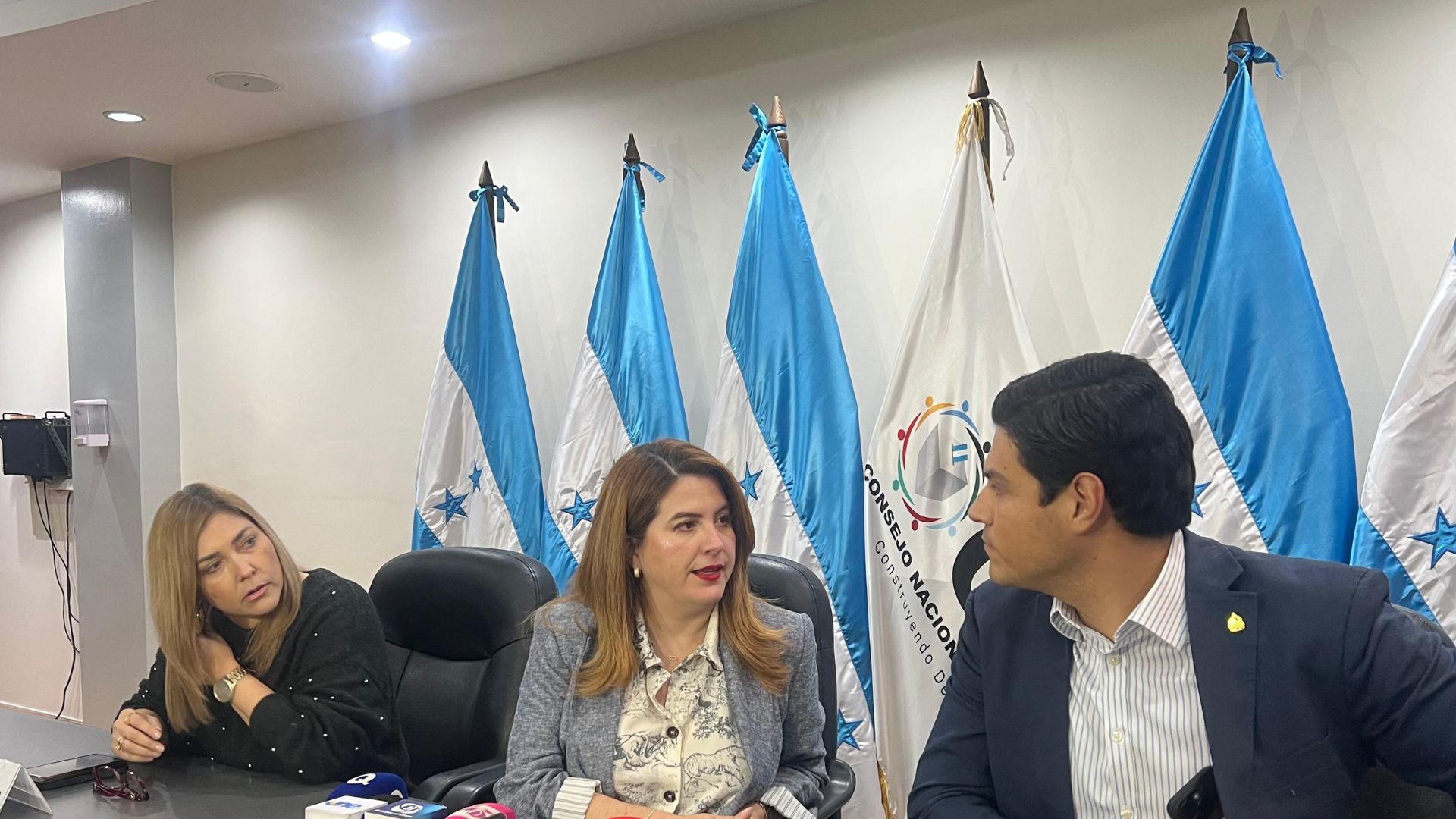 'No fue un pacto político': CNE reforma flujo del TREP y supera crisis interna