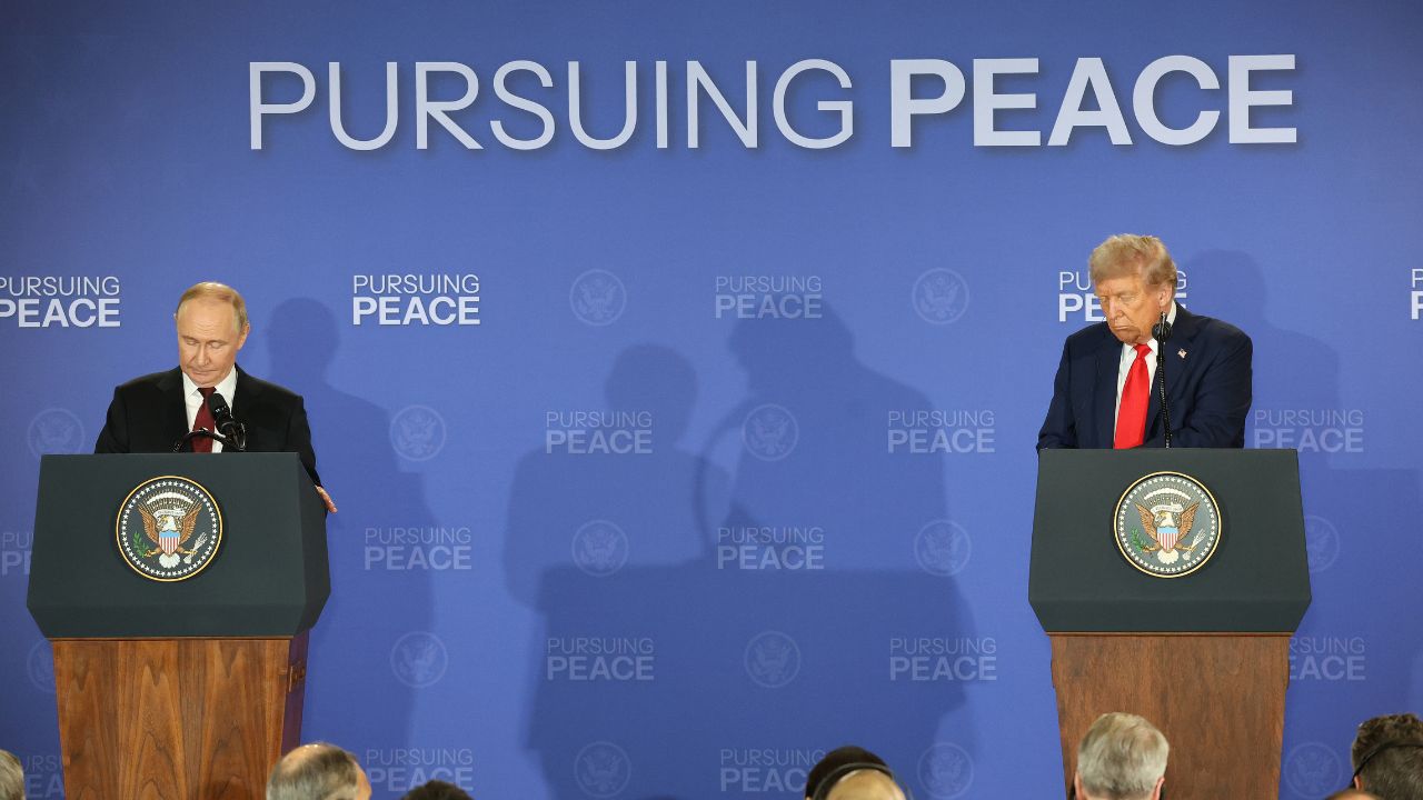 Es 'interesante' propuesta para solución de conflicto en Ucrania: Trump tras reunión con Putin