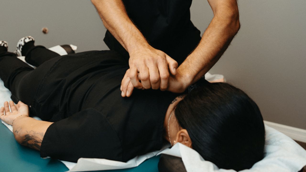 Así operaba hondureño que se hacía pasar por quiropráctico para abusar de clientas