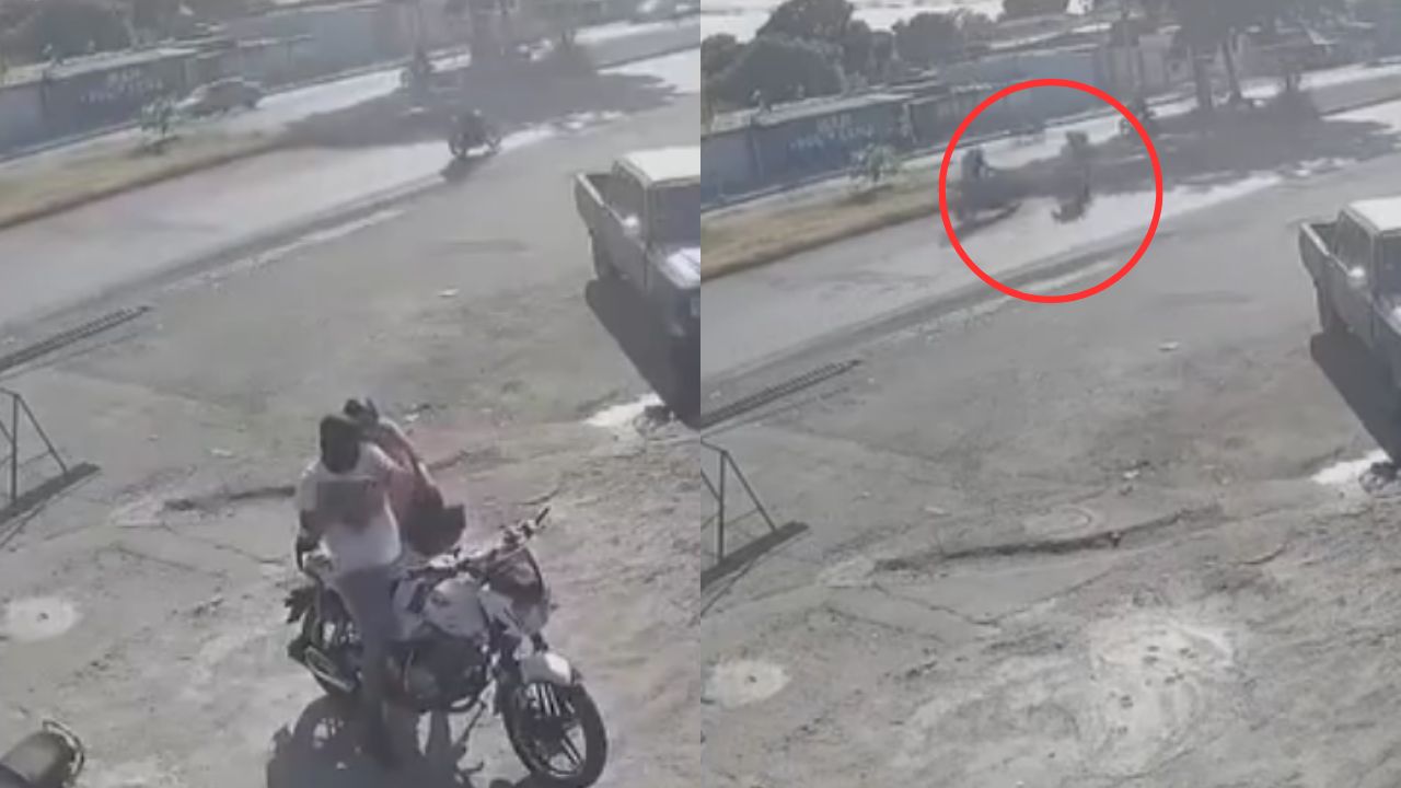 Solo a eso salieron: Motociclista se estrelló con otro luego de arrancar en un bulevar