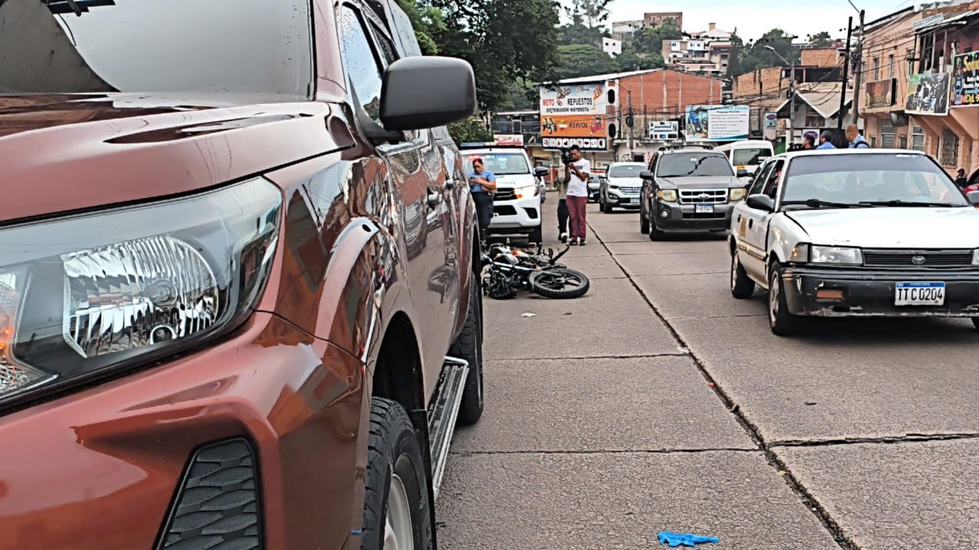 VIDEO: Motociclista muere al chocar contra un muro tras despiste en Comayagüela