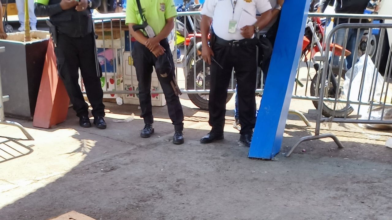 Esposa de hondureño que murió  al salir del Hospital Escuela cuenta qué pasó