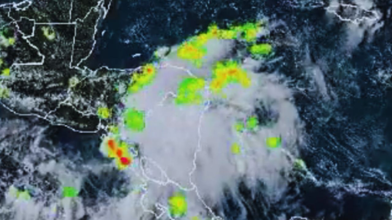 Copeco pide 'tomar medidas preventivas' ante efectos de onda tropical