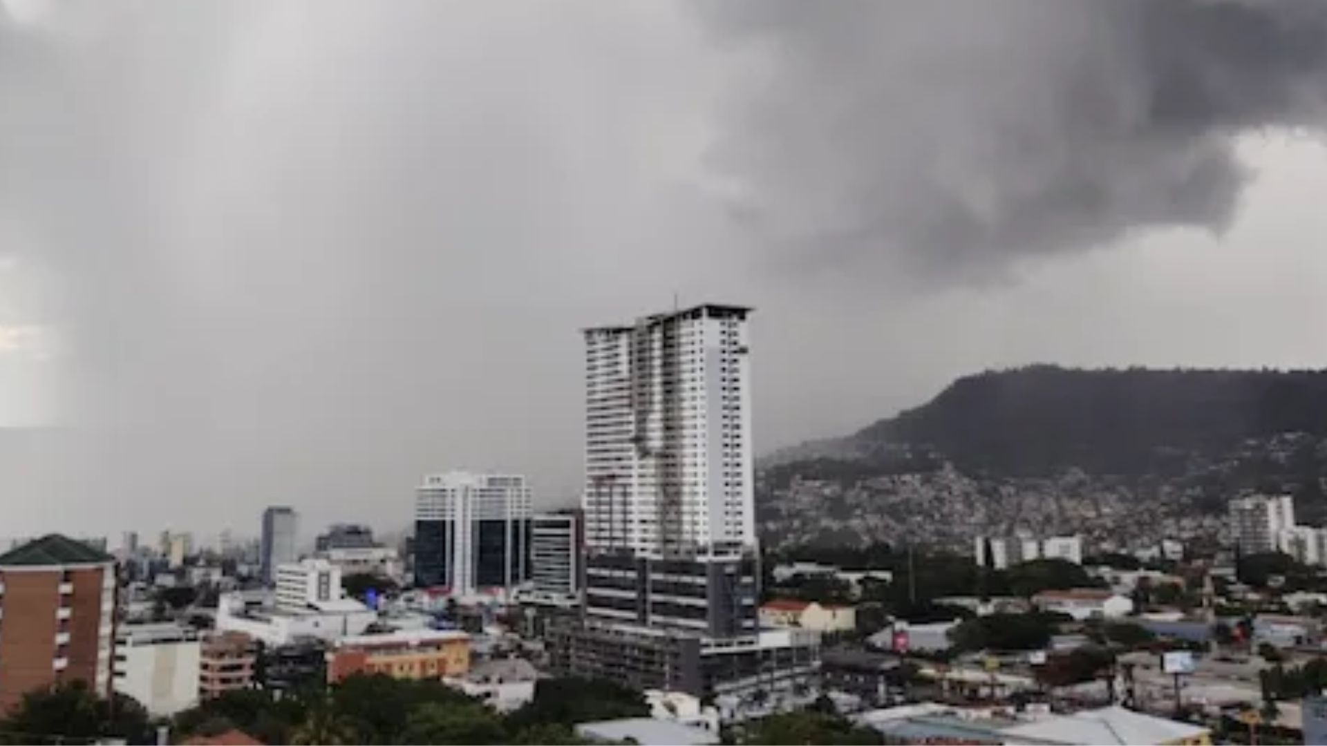 ¿Cuántos días lloverá en Honduras tras el ingreso de una nueva onda tropical?