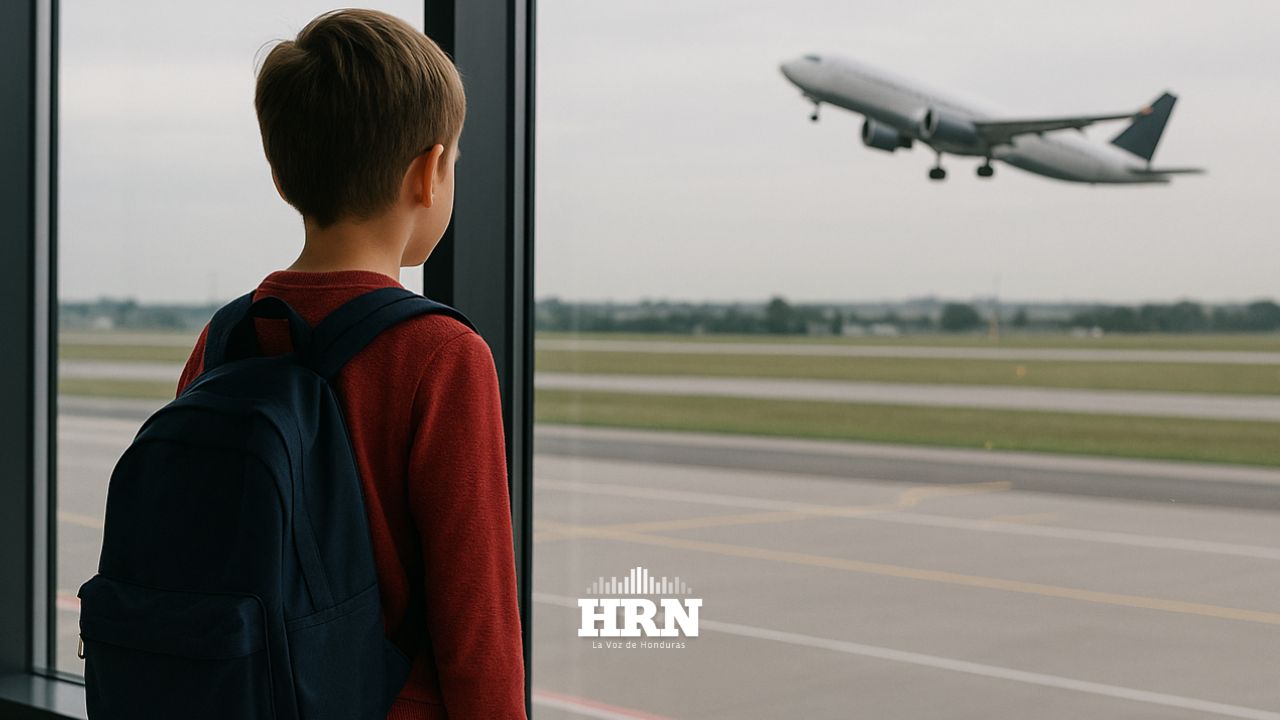 '¿Para qué enemigos?': Padres dejaron a niño en aeropuerto por insólito motivo