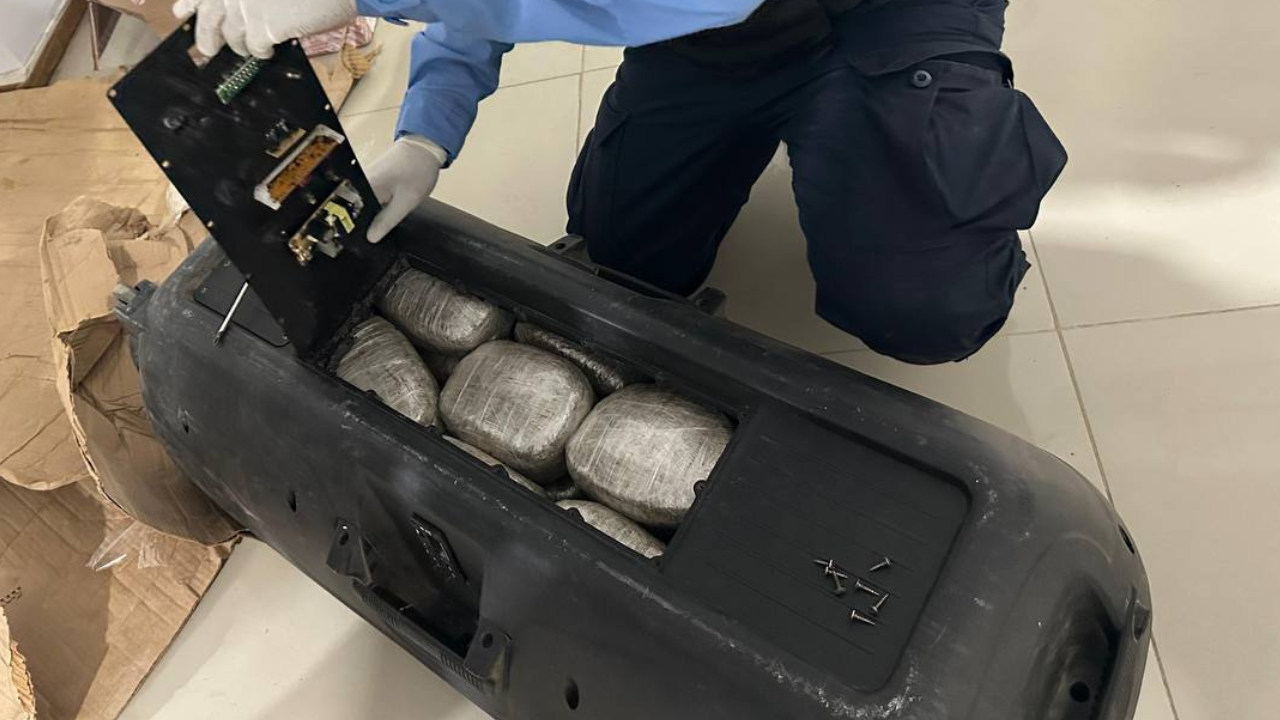Parlante llevaba una sorpresa: ocultaba 72 paquetes de marihuana rumbo a Pespire