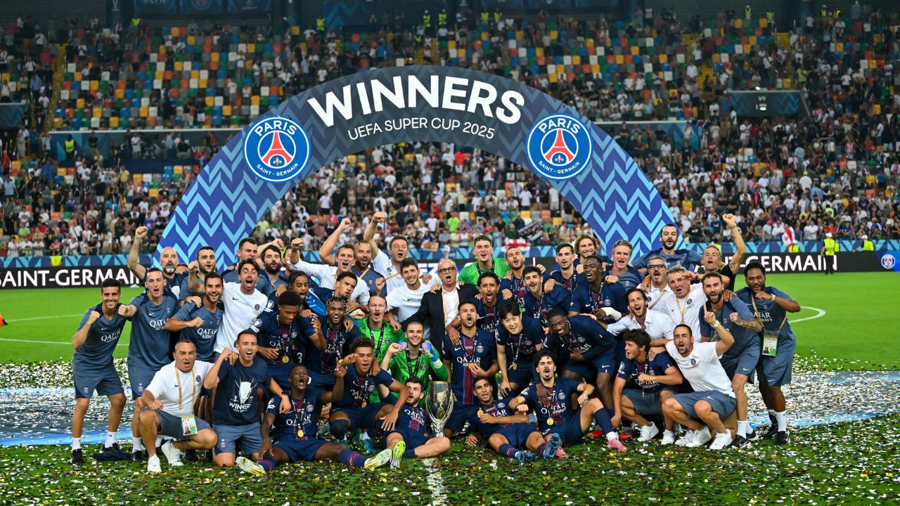 Imagen de PSG 'se bajó' al Tottenham y en penaltis se coronó campeón de Supercopa de Europa
