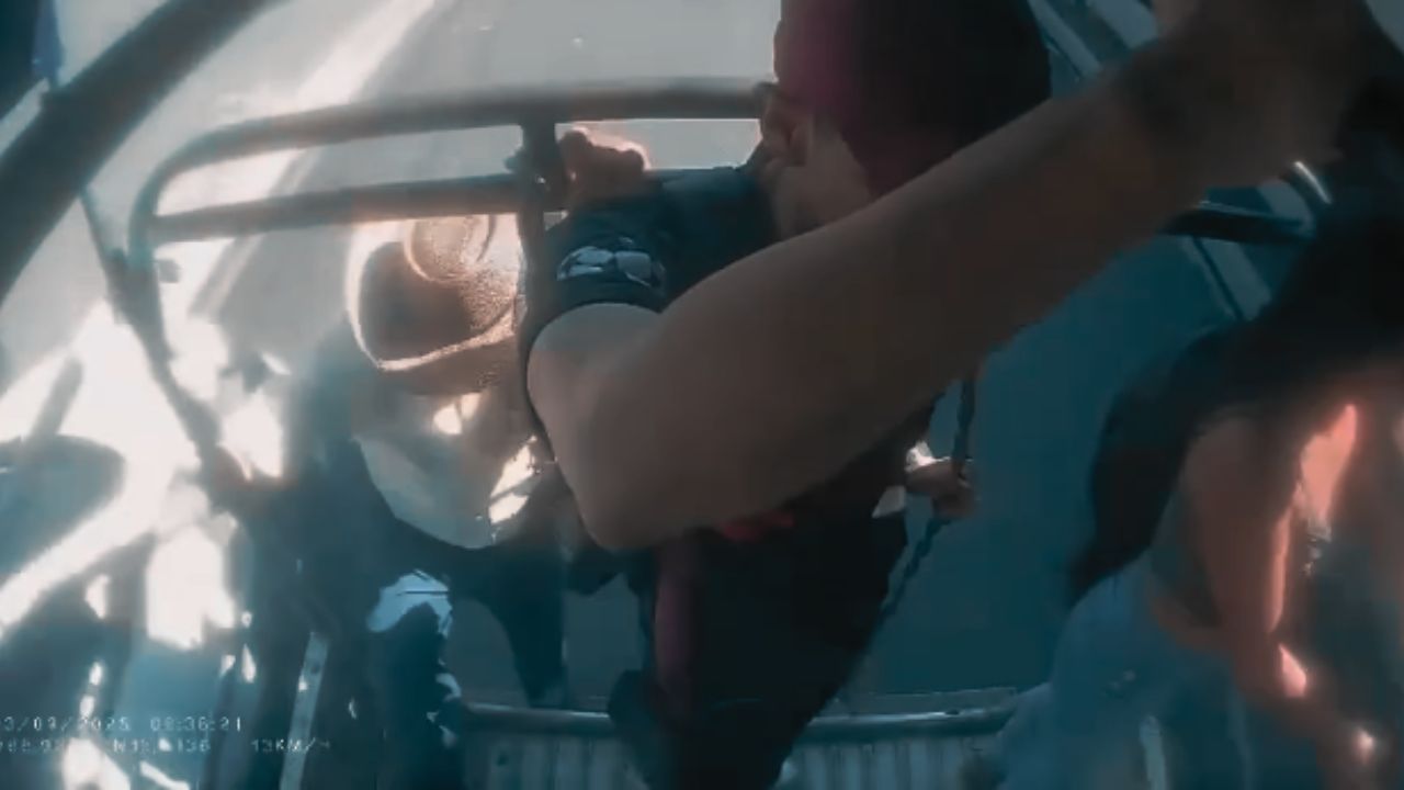 '¡Ay, no, Dios mío!': Los últimos segundos de anciano que murió cuando cayó de un pick-up