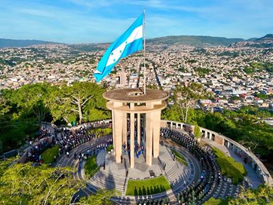 'A nuestros m...': Jugadores y equipos del mundo, y sus mensajes por Día de la Independencia