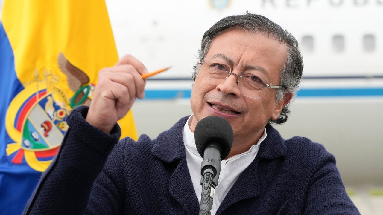 Por instar a soldados a desobedecer a Trump, revocan visa a Gustavo Petro