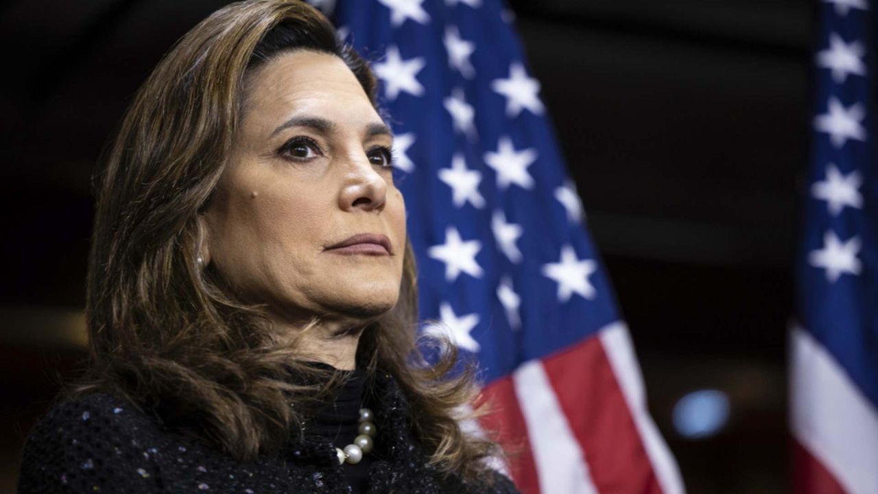 María Elvira Salazar impulsa ley para supervisar elecciones generales en Honduras