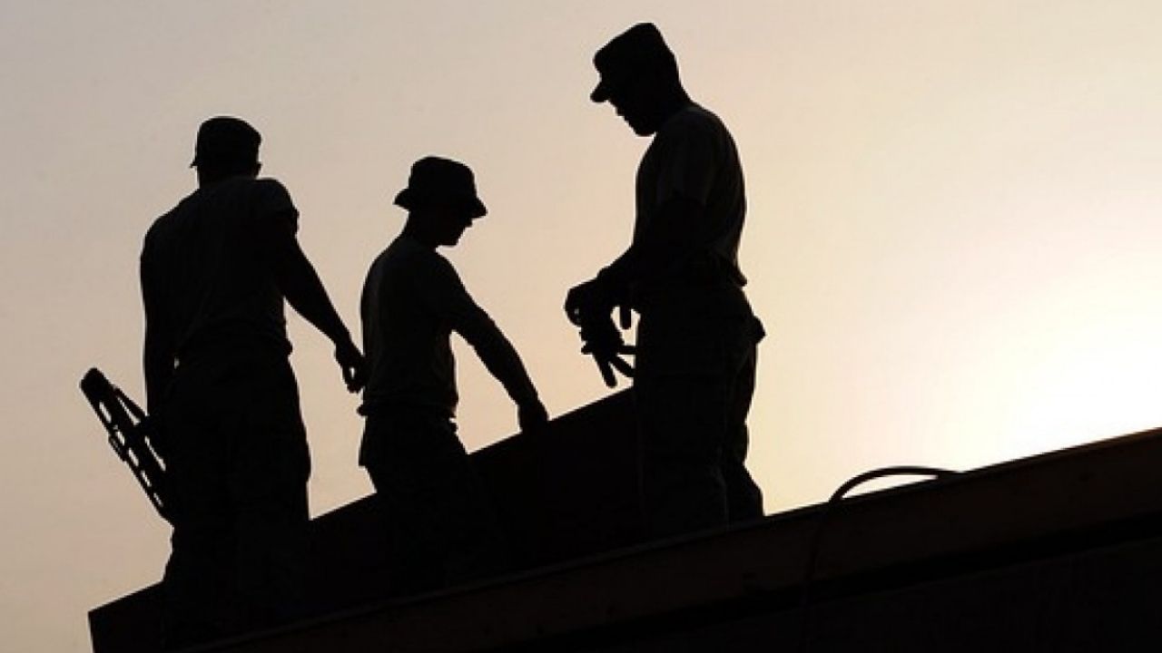 Editorial HRN:  La obesa masa salarial y  población en la intemperie laboral