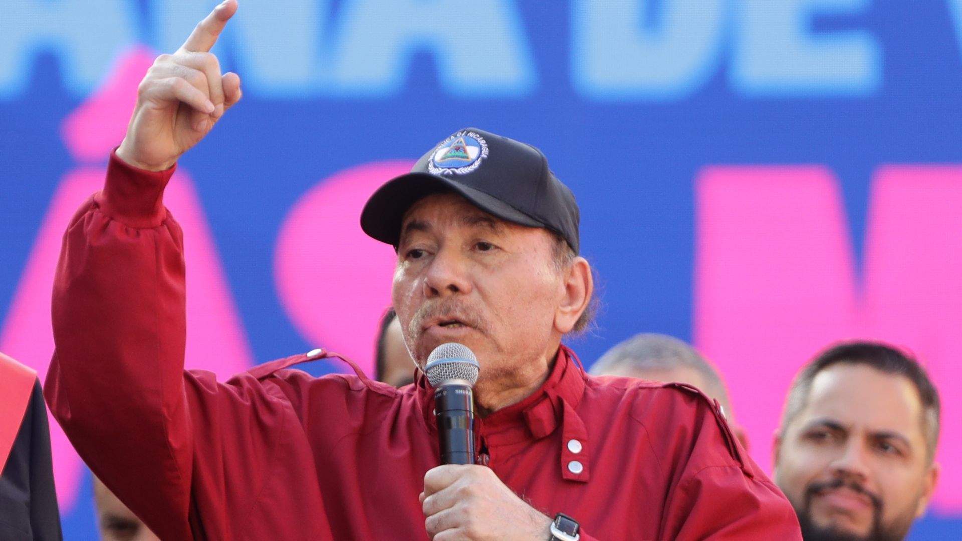 Ortega envía nueva advertencia a EE.UU. tras despliegue militar en el mar Caribe
