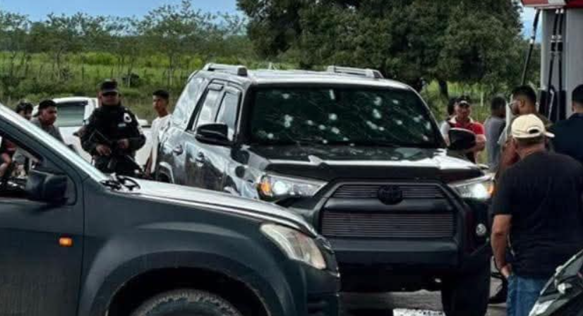 El carro con impactos de bala