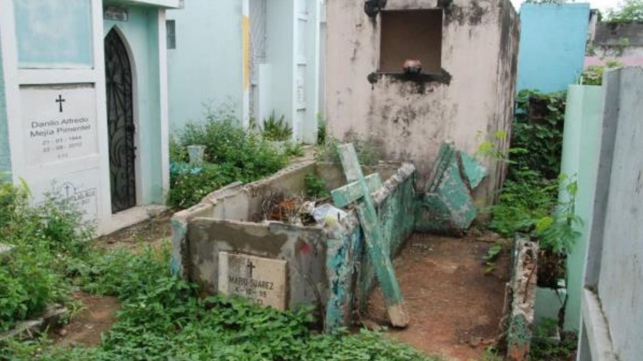 Así fue como hombre en crisis emocional intentó quemar cementerio en El Chimbo