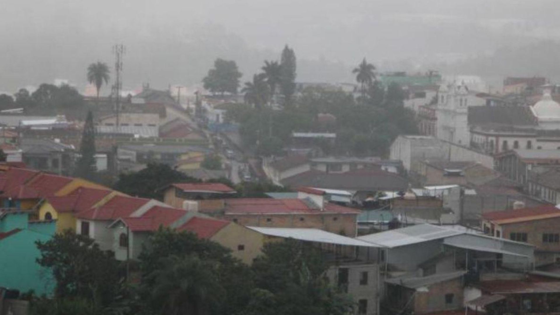 Lluvias continúan en Honduras: Se esperan tormentas eléctricas en varias zonas este miércoles