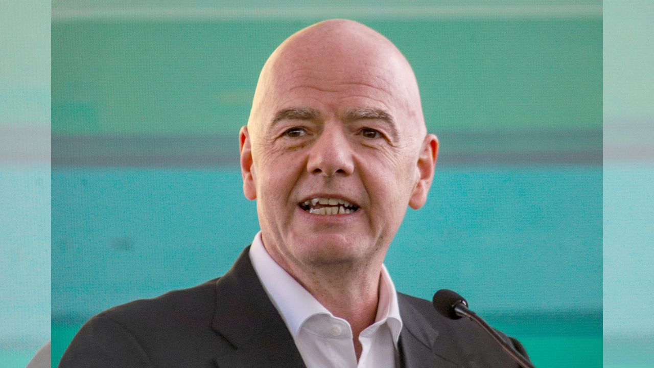 Gianni Infantino 'promete' llevar  un Mundial a este país de América Latina