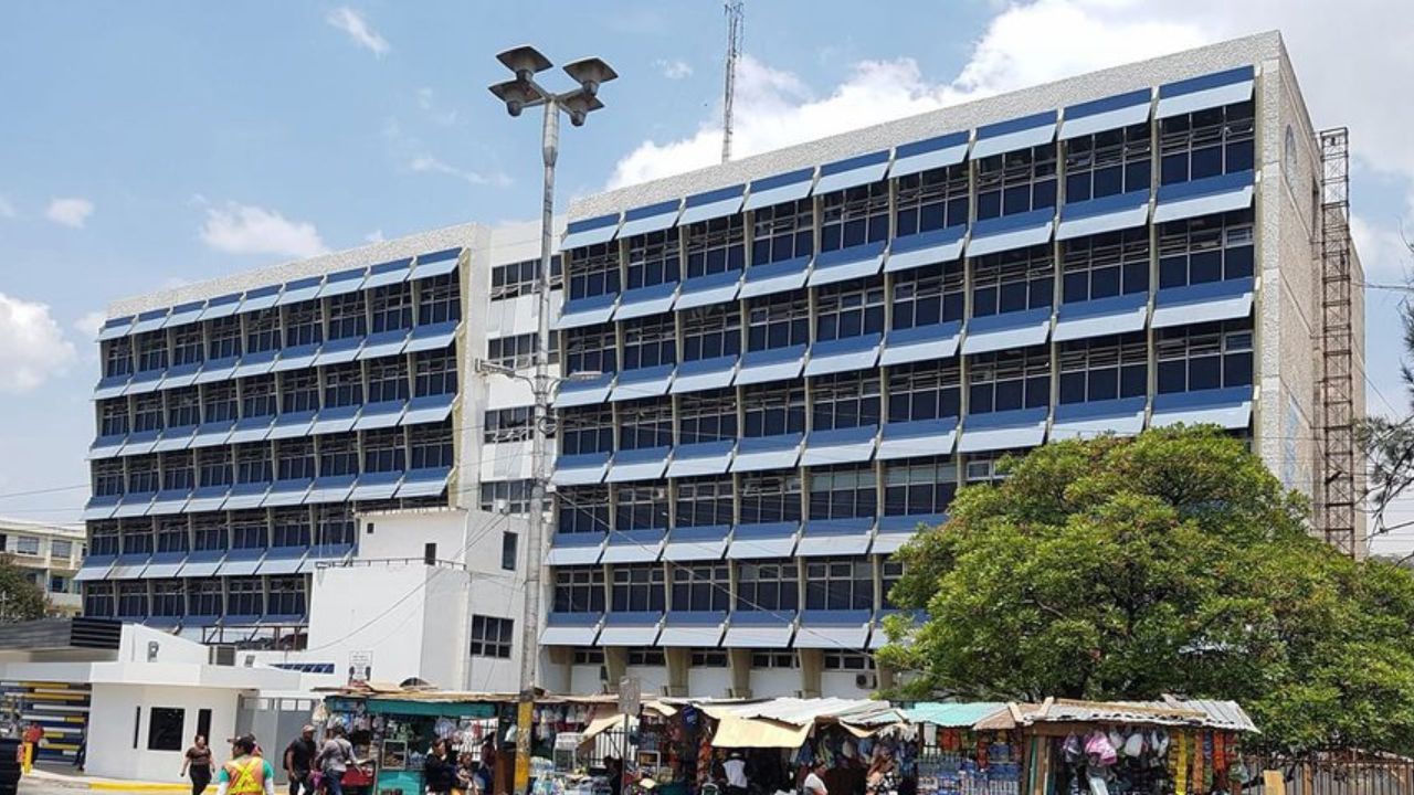 Hospital Escuela prohíbe a sus médicos dar declaraciones a medios de comunicación