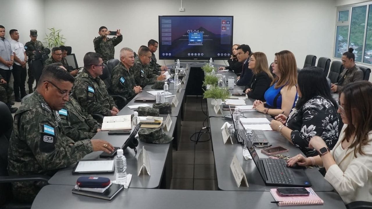 Jefe de las FF.AA explica por qué  pidieron información del conteo de actas a nivel presidencial