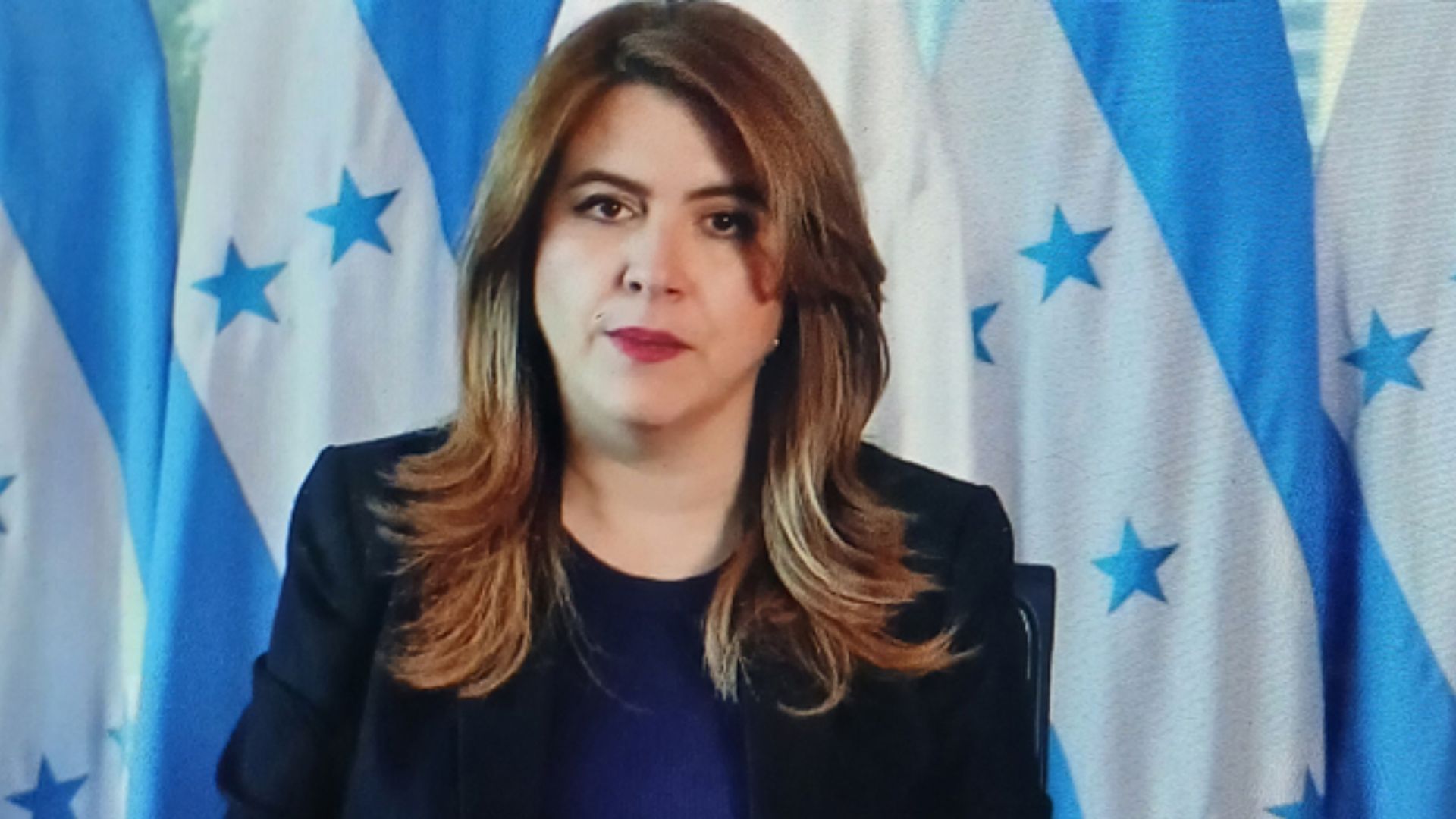 Cossette advierte amenazas a su vida; Ochoa le pide solicitar protección del Estado