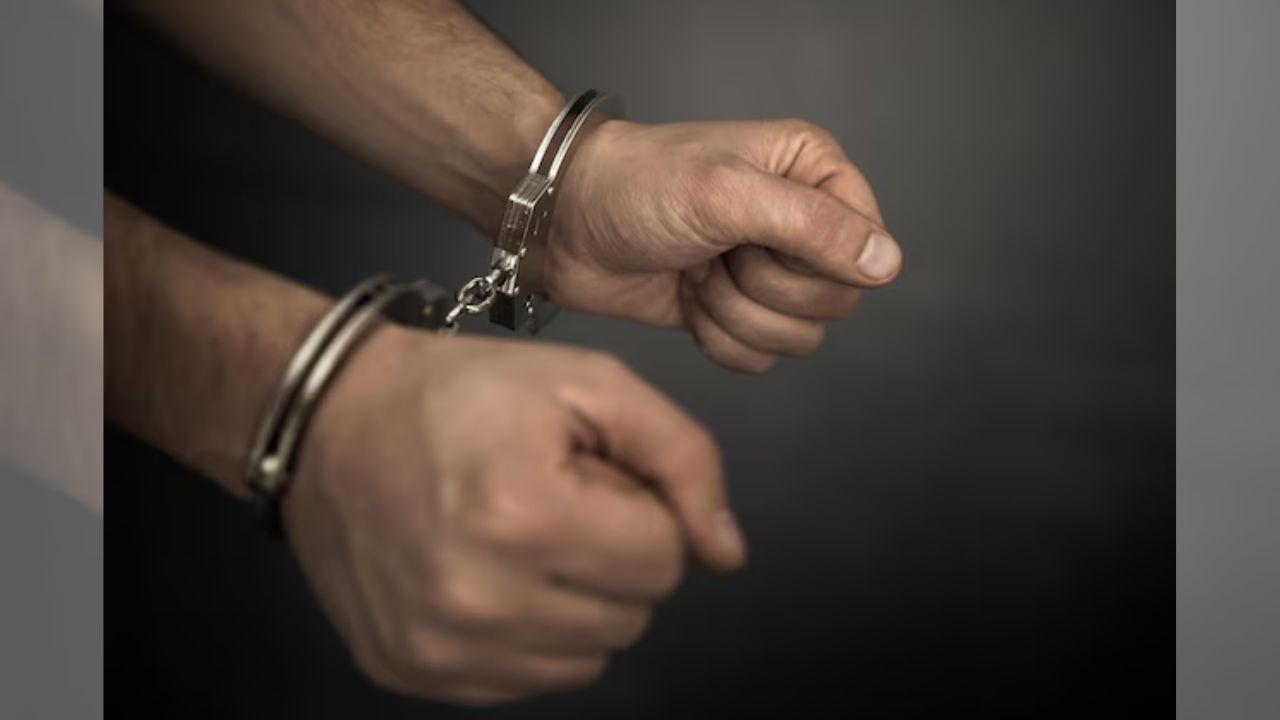 Ordenan captura de sujeto que atacó a mordidas a su pareja en Olancho