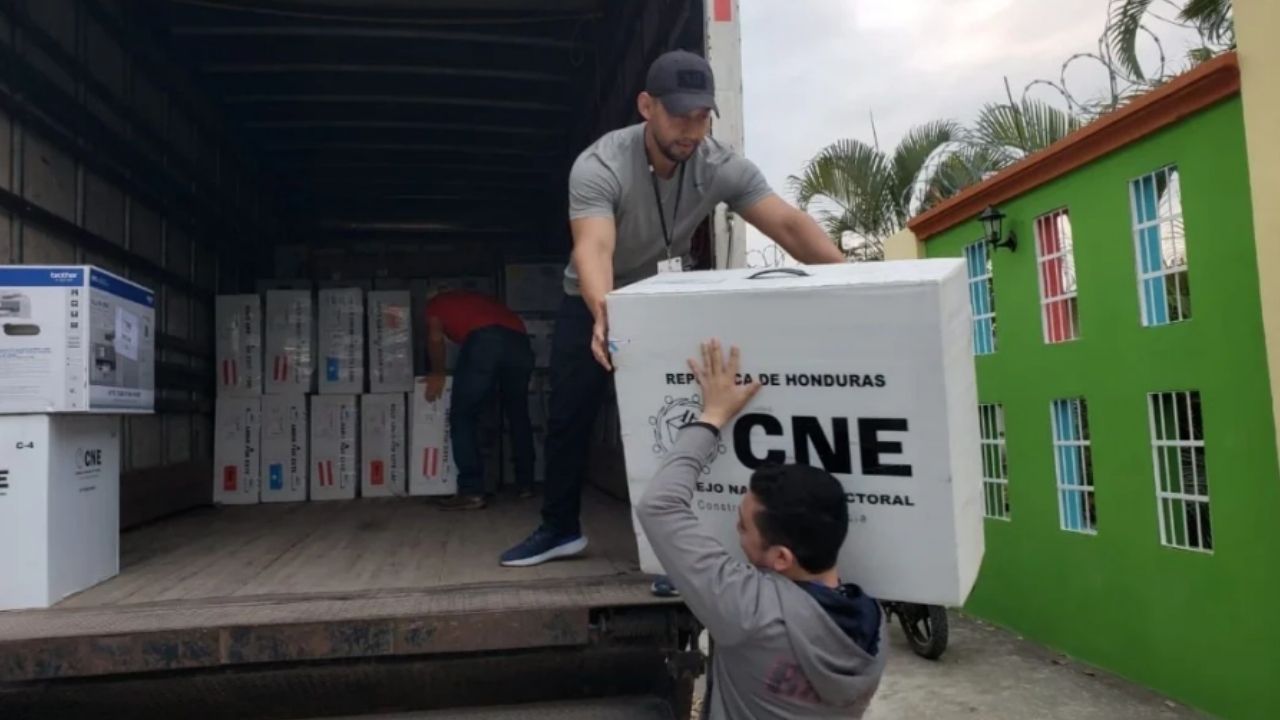 Latin Cargo abandona definitivamente el proceso de  transporte electoral