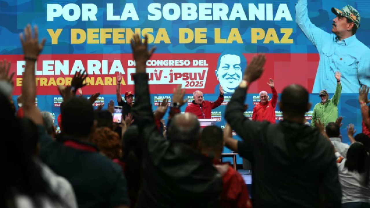 ¿En qué consiste 'inteligencia social' implementada por Nicolás Maduro?