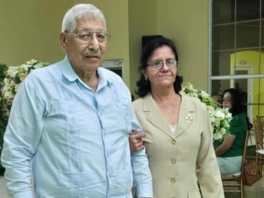'Hasta pronto': conmoción por muerte de maestro y padre de reconocida doctora hondureña