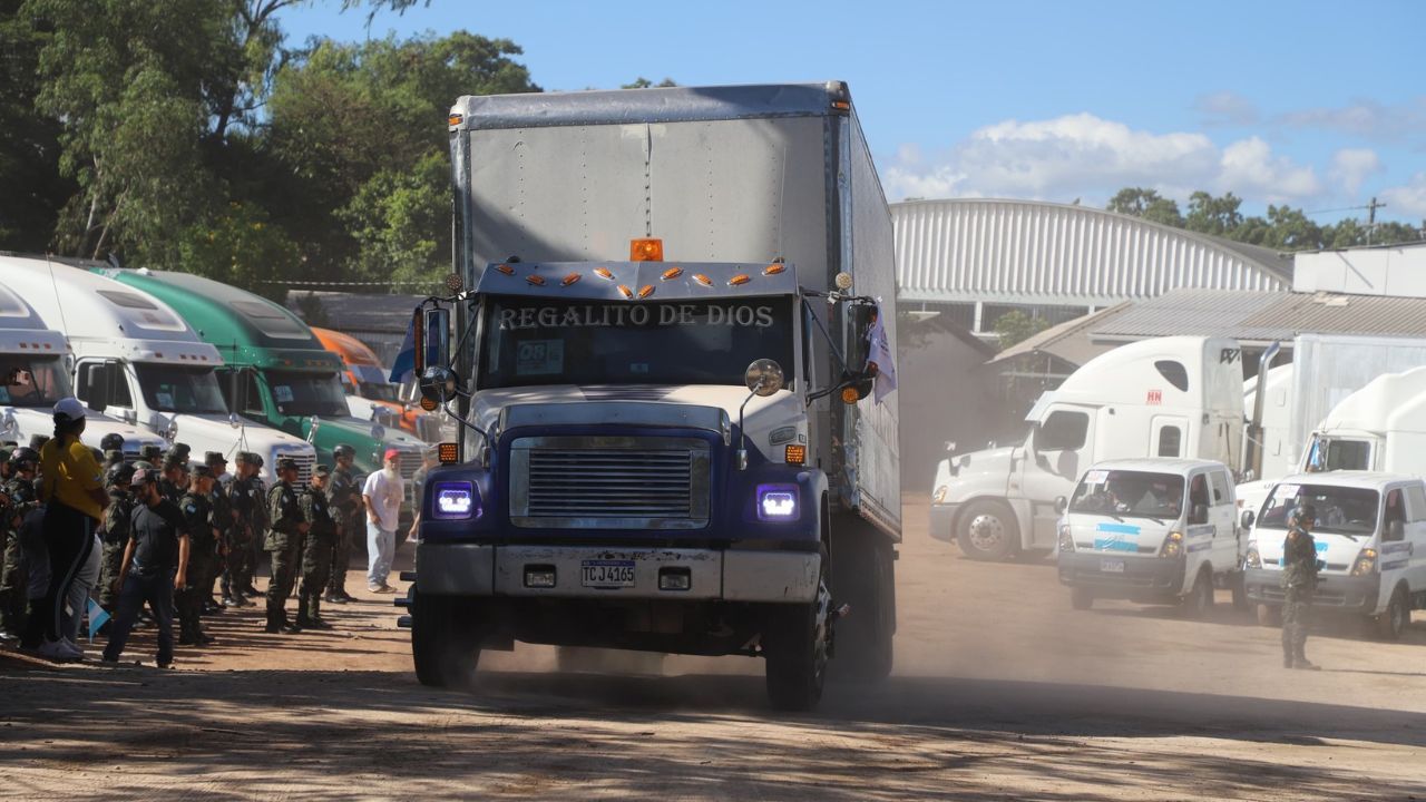 ¿Cuándo y cómo se distribuirá el material electoral en el Distrito Central?