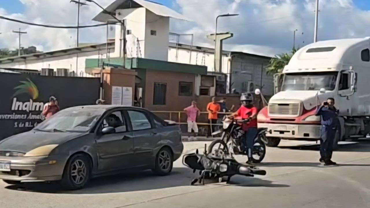 Una mujer murió en accidente de motocicleta en Choloma; conductor resultó herido