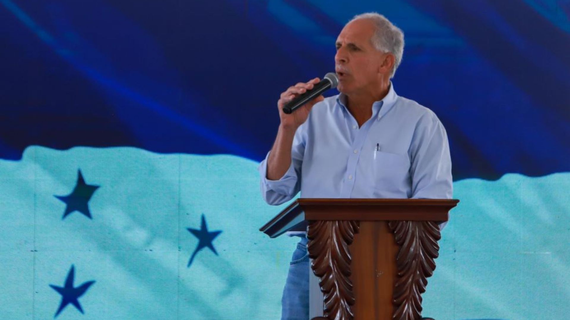 Nasry habla de defender la democracia, revela si hará alianzas y llama a movilización