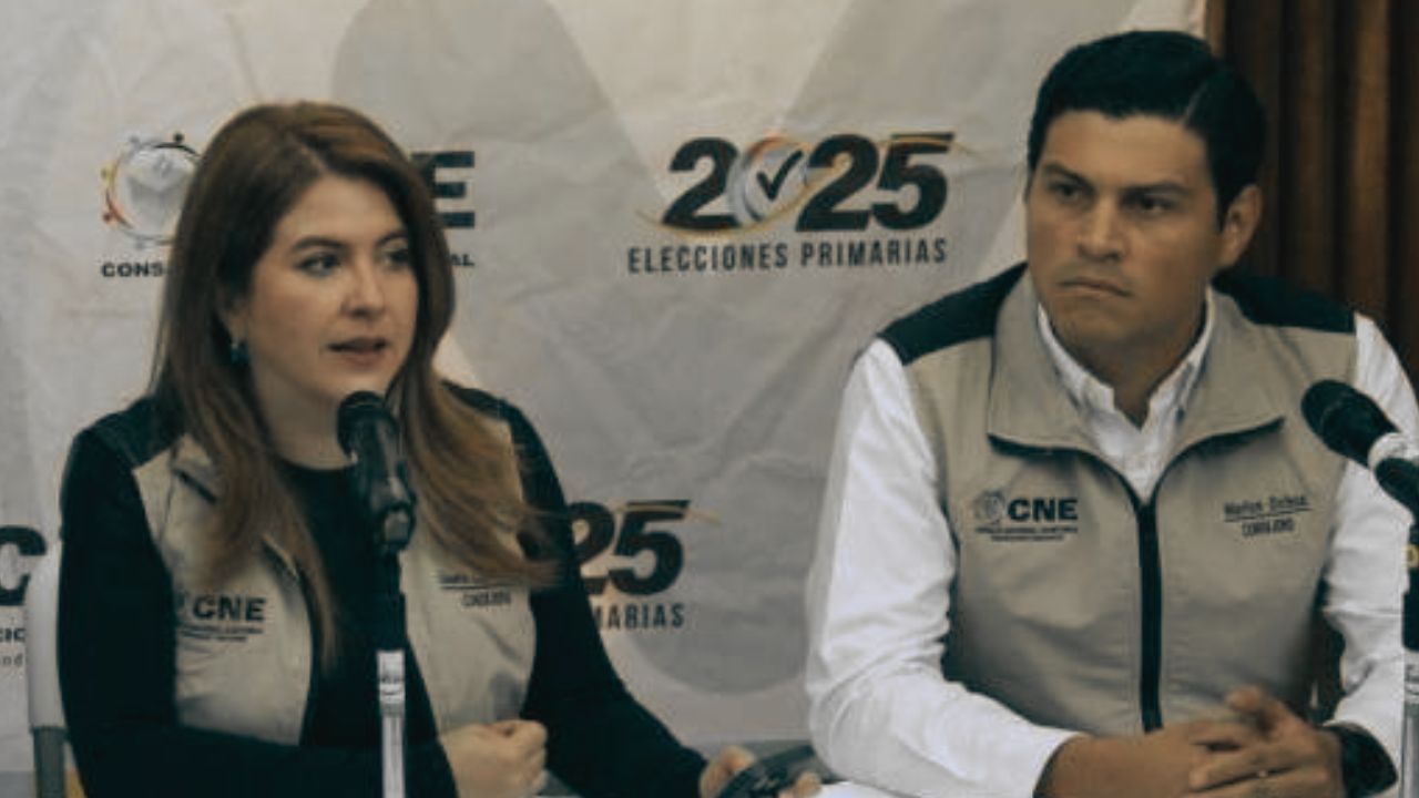 CSJ toma esta determinación sobre querella de Cossette López contra Marlon Ochoa