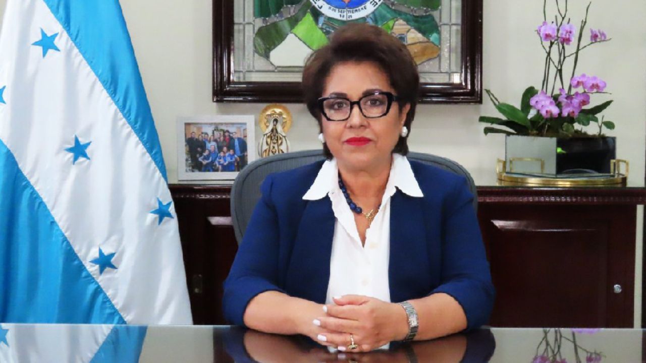 Recusan a presidenta de la CSJ, Rebeca Ráquel Obando, por 'conflicto de intereses'