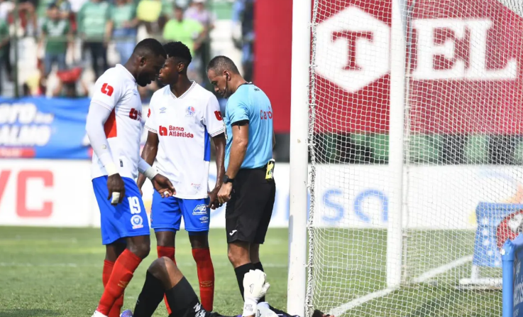 Melvin Matamoros el día de su retiro del fútbol. Foto: cortesía OPSA.