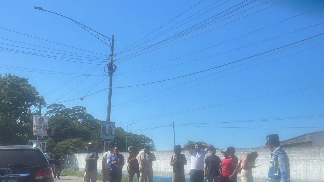 Identifican a motociclistas fallecidos, incluido un niño, en accidente en La Ceiba