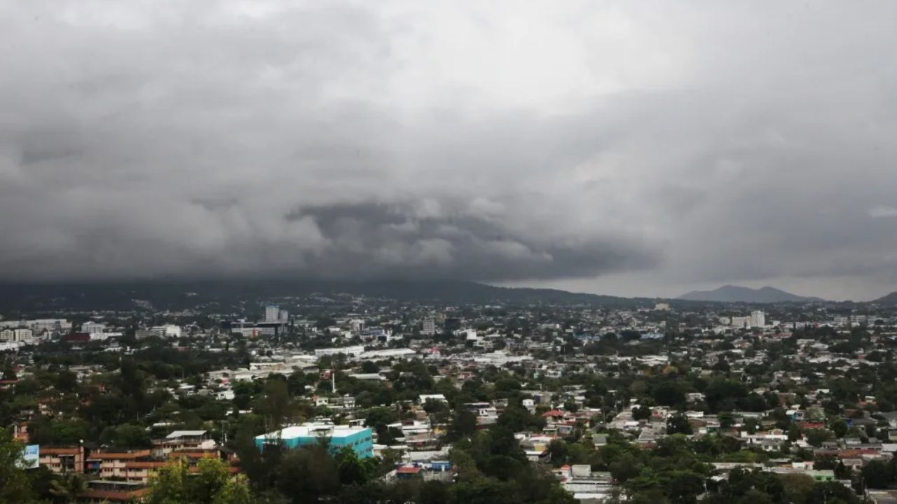 Lluvias por vaguada afectarán estas zonas de Honduras este sábado