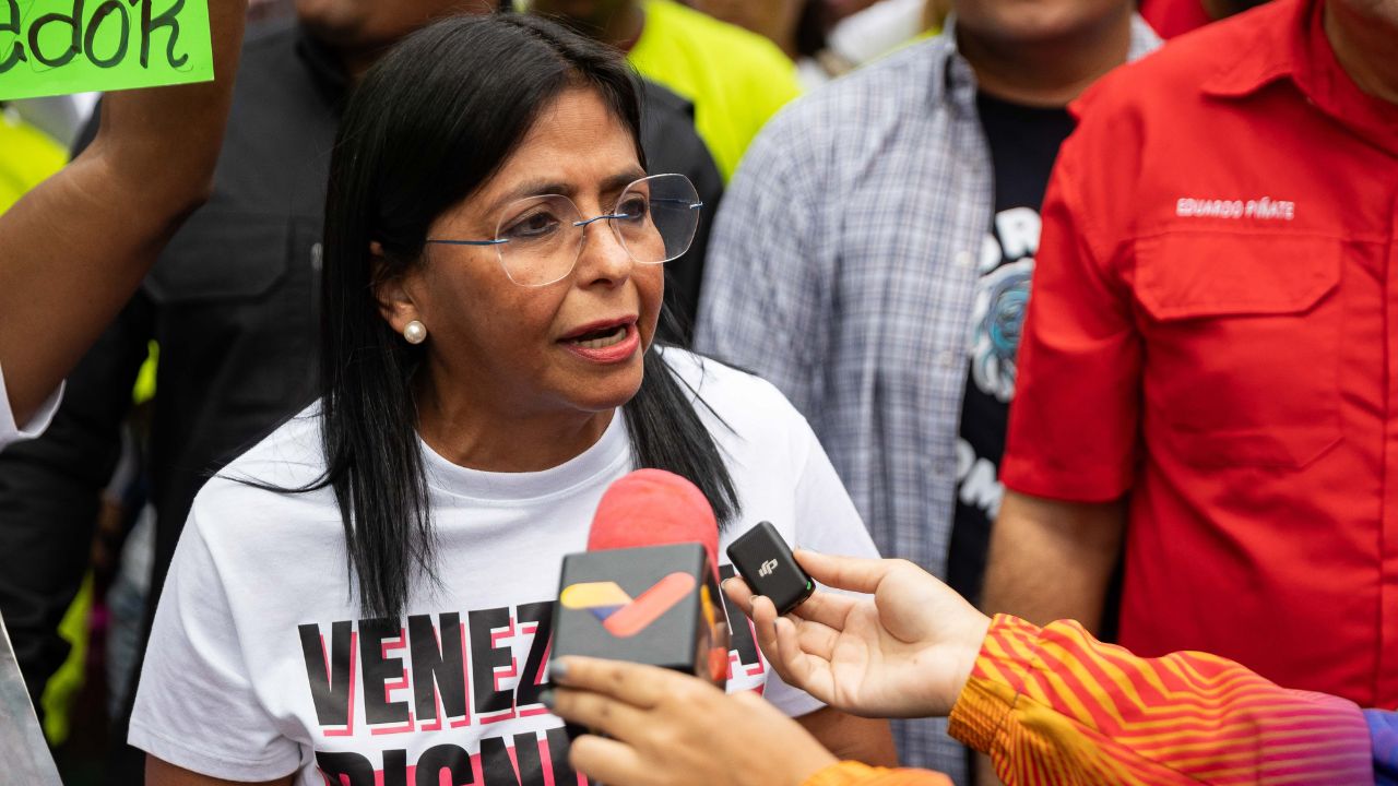 Venezuela anuncia zarpe de un buque de Chevron con crudo pese a tensiones con EE. UU.