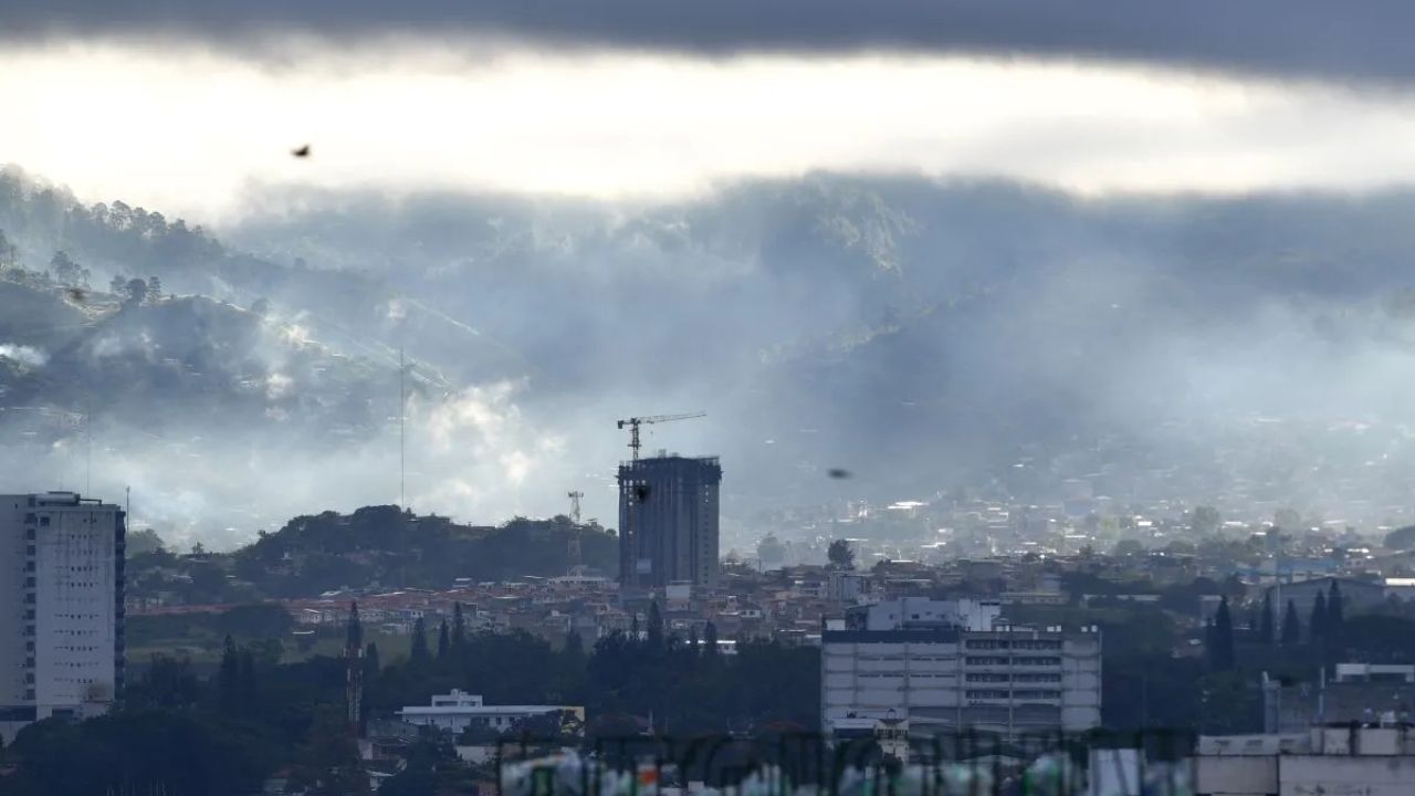 Masa de aire frío se aproxima y dejaría intensas lluvias en estas zonas de Honduras